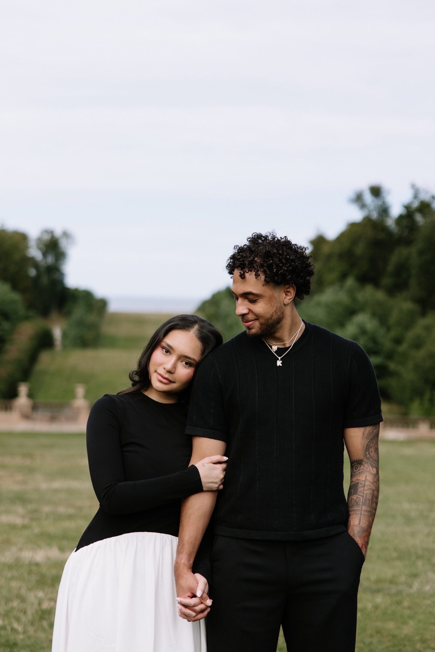 art of modern romance: Fate-Write Moments: Engagement Photo Inspiration for Soul 520