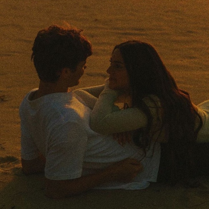 💋 💋 | Destiny Matches: Reading Souls Through Style & Synced Hearts | romanticizi 689