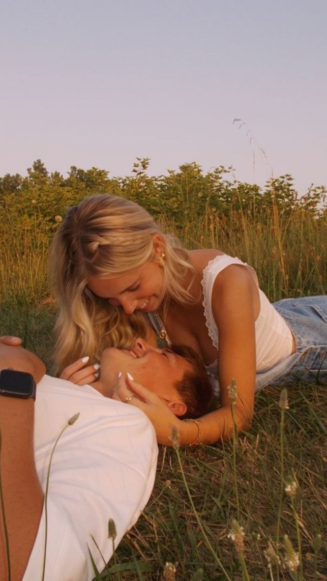 Finding Your Perfect Match In Life’s Quiet Moments • 🍷 🌹 623