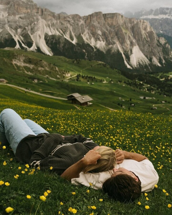 Love Found Among the Clouds: A Fated Connection — magnetic energy visual 🎧 800