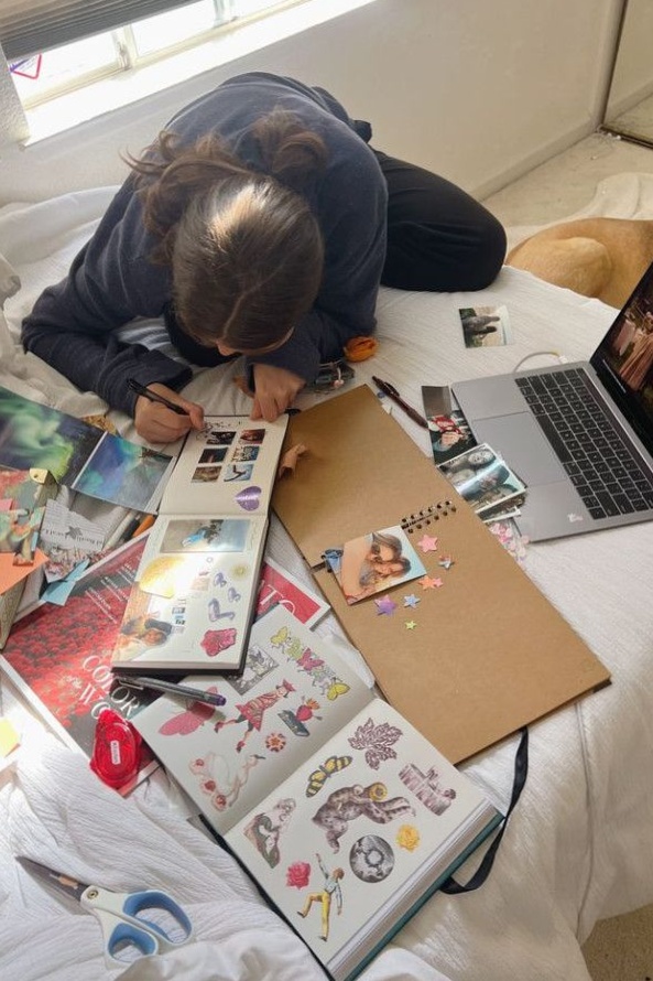 modern romance inspiration: 📸 38 Ways to Weave Love Across Miles with Virtual Sp 514