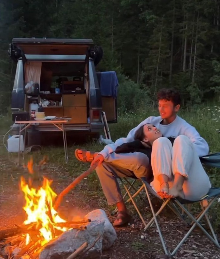 mysterious soulmate energy: 📚 Miles & Lenny Beneath Starry Skies 268