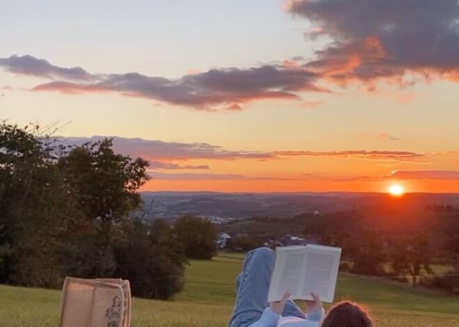 Soulful Self-Date: Align With Your Inner Harmony | 💡 ☀️ 💡 date night aesthetic 714