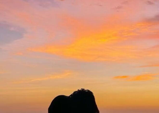 25 Enchanted Summer Dates to Spark Deep Connection 🌙 ✨ 945