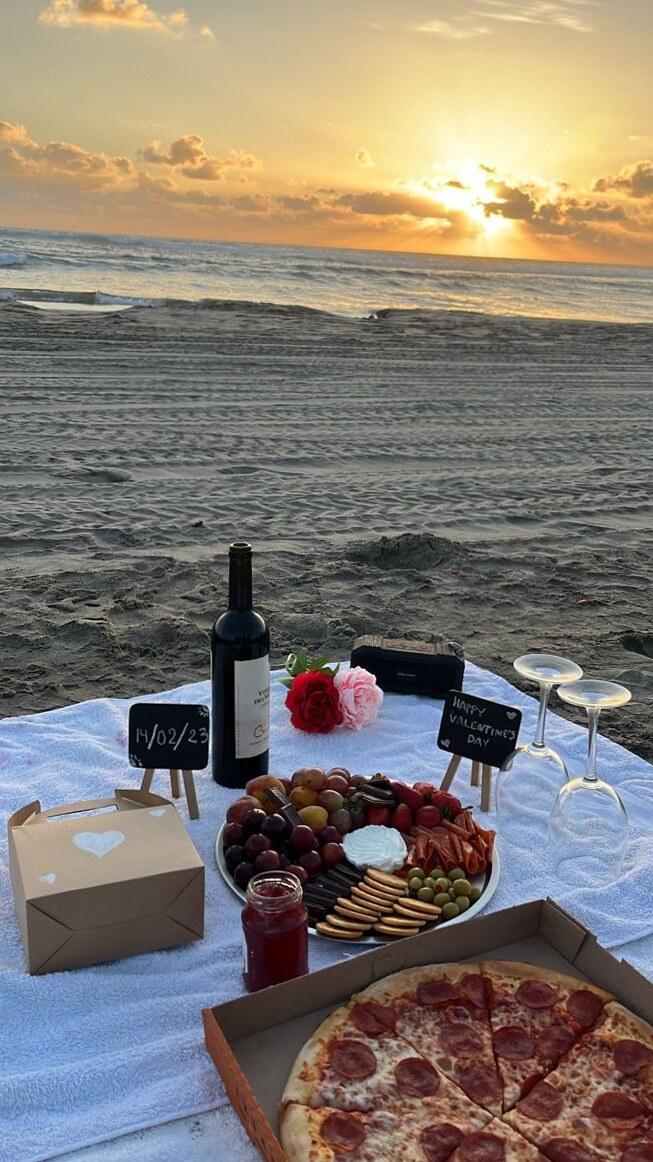 ✦ aesthetic mood booster ✦ Fated Vibes: Picnic Moments That Mirror Your Soul ❤️‍ 372