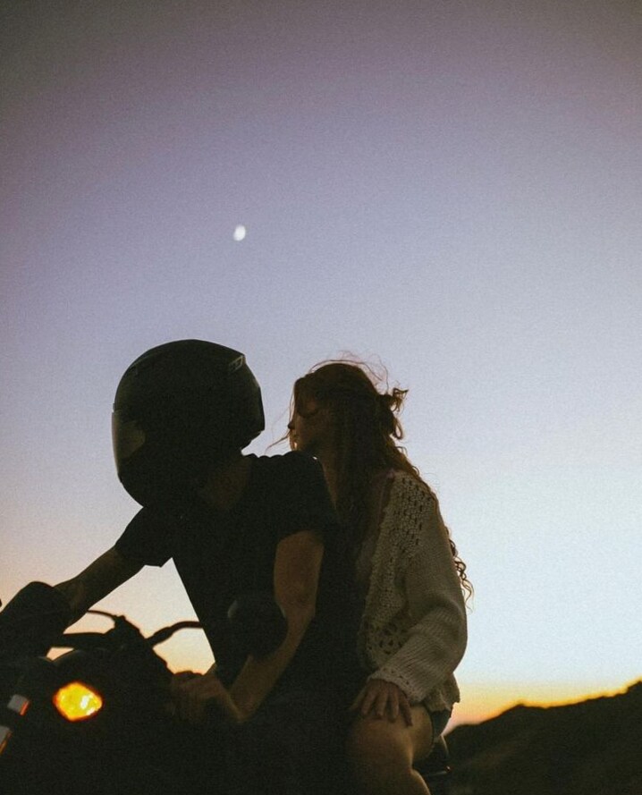 🗝️ ✨ art of modern romance ✦ Reblog by @foreveryoursbabi · Fated Encounters in S 703