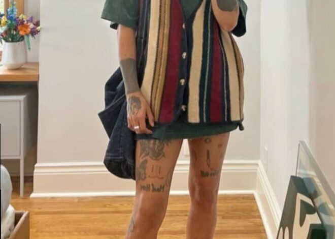 Casual Coffee Date Outfits with Dark Romance & Seasonal Charm — intimate moments 508