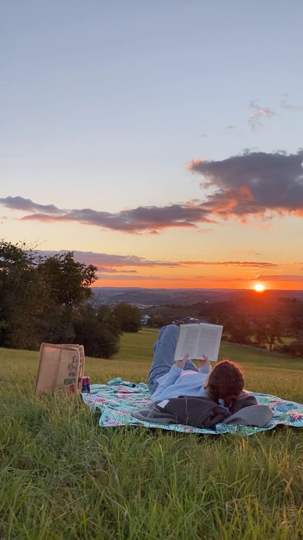 date night aesthetic: 🌱 ☀️ ☀️ Deep Soulful Solo Adventures for Meaningful Connec 587