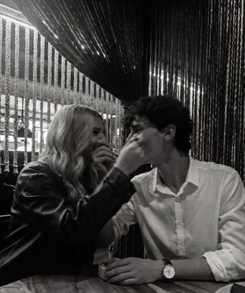 Dinner Date Photography Ideas That Capture Soulful Connection — 🥀 🥀 🌧️ 361