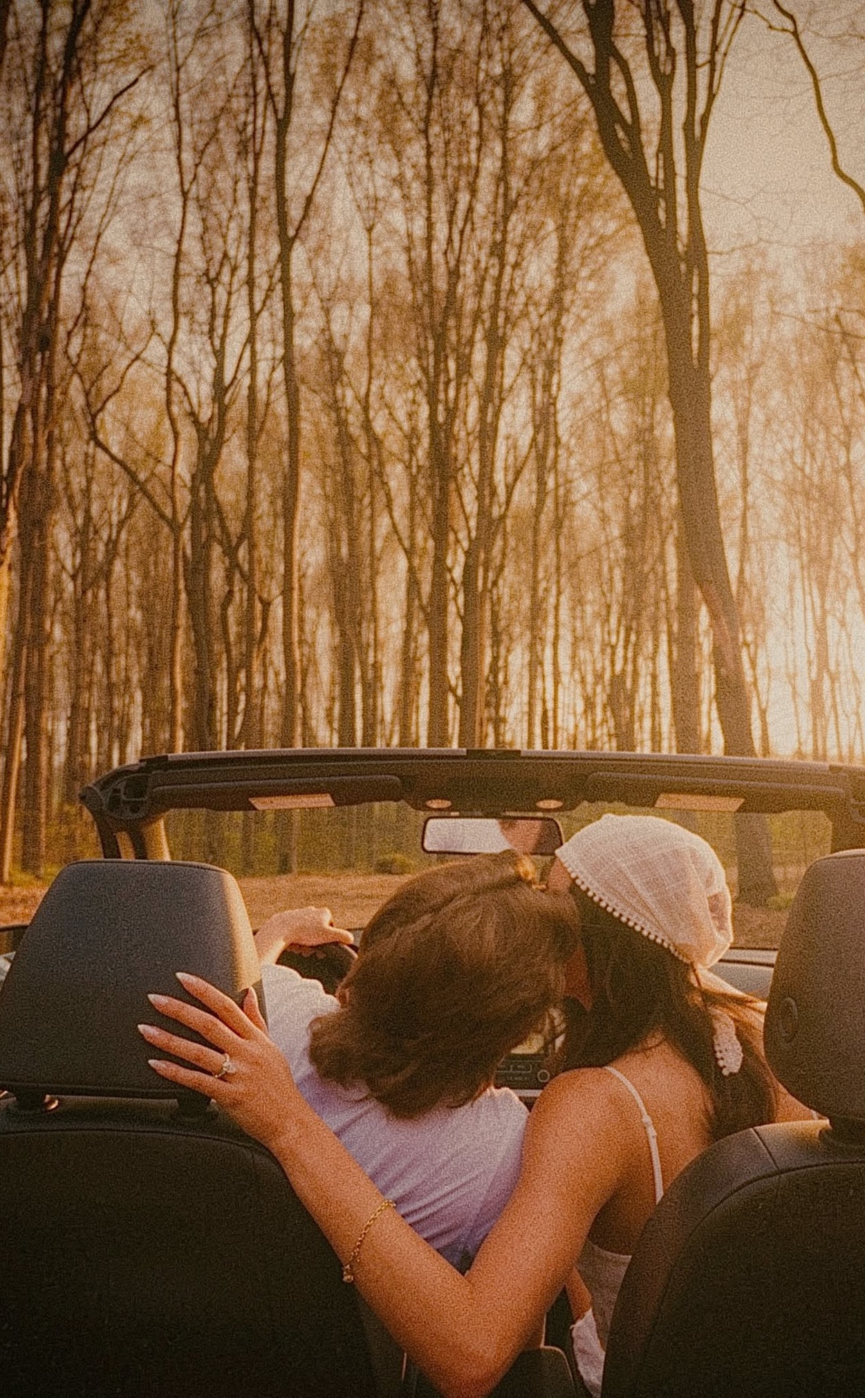 Elegant Romance: Engagement Vibes for Soulful Souls — 🥀 554