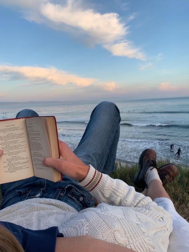 🖤 🎭 ✦ Find Your Match: Soulful Connections & Personalized Love Advice 631