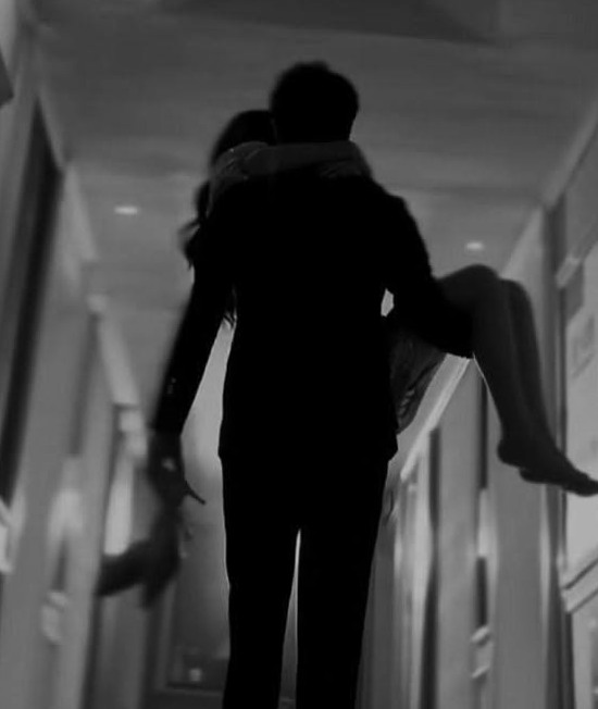 Hope & Andrew: A Fated Fusion of Souls 📸 ☕ 412
