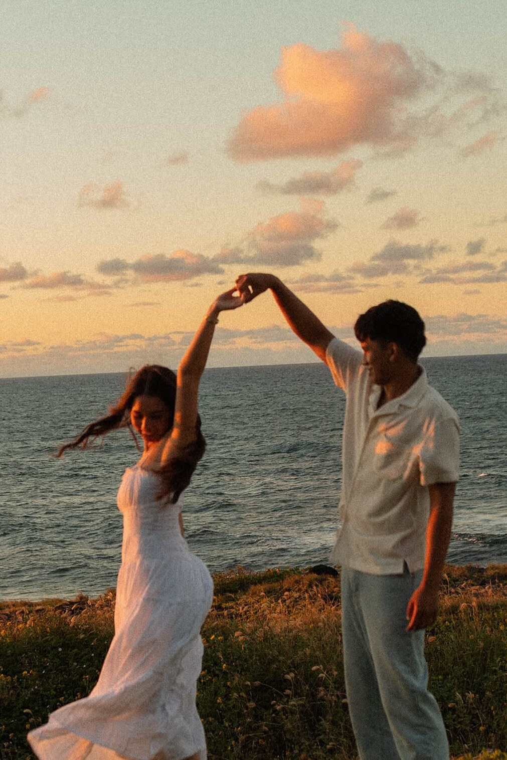 modern romance inspiration: Soul-Linked Visions: Maui Moments Capturing Fated He 327