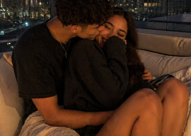 Night Cuddle Couple✨ 🎬 🎭 528