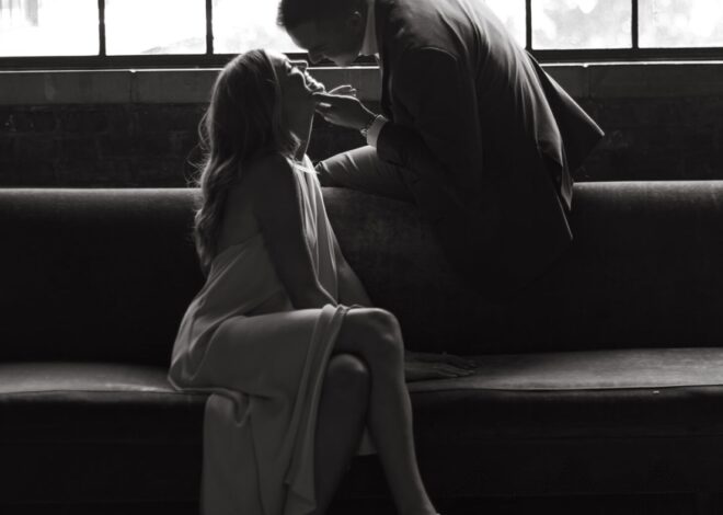 🕯️ 🕯️ 🥂 | Psychological Connection Captured In NYC Engagement Portraits | aesthe 400