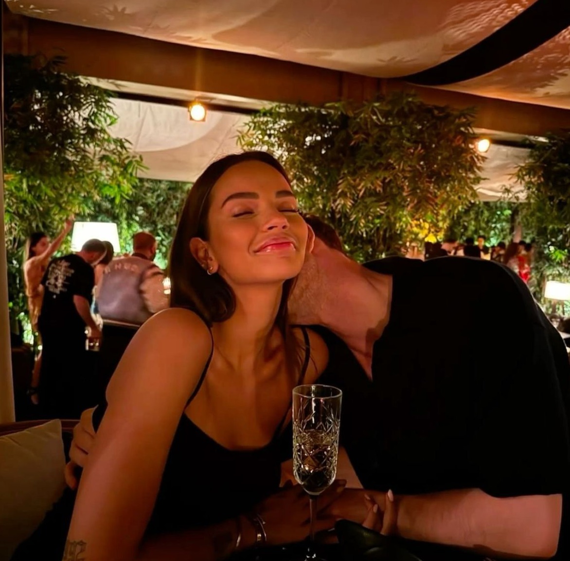 ✦ romanticizing connections ✦ Capture Your Soulmate Vibe: Camera Picks for Timel 941