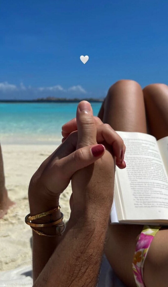 Serene Shorelines and Fateful Encounters | ✨ 🎧 art of modern romance 900