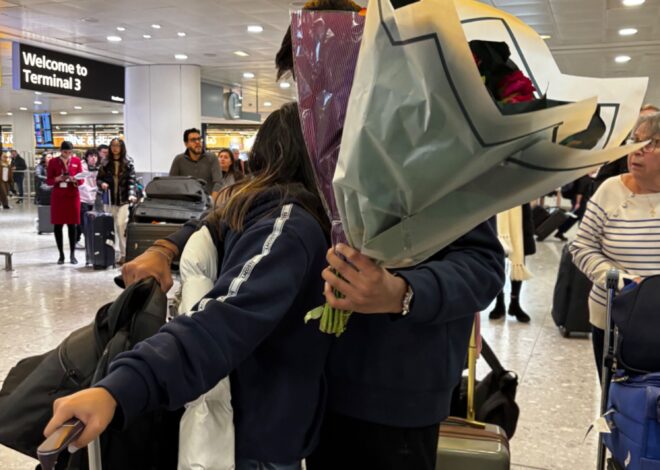 📚 ⟡ Soulful Encounters at Airports: Finding Fate in Transit 301
