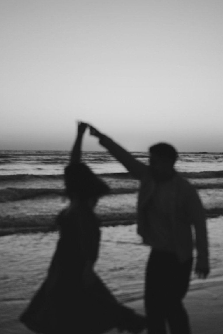 Beach Love Captured | Soulful Shores, Timeless Moments, Perfect Matches Found in 522
