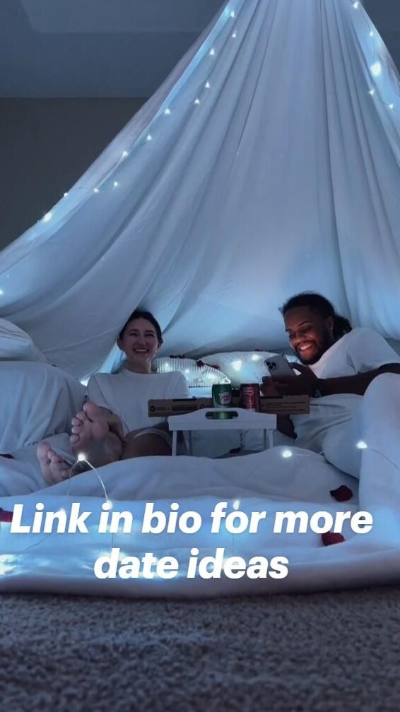 🧠 ✦ Candlelit Constellations: A Romantic Escape Under Vintage Skies 271