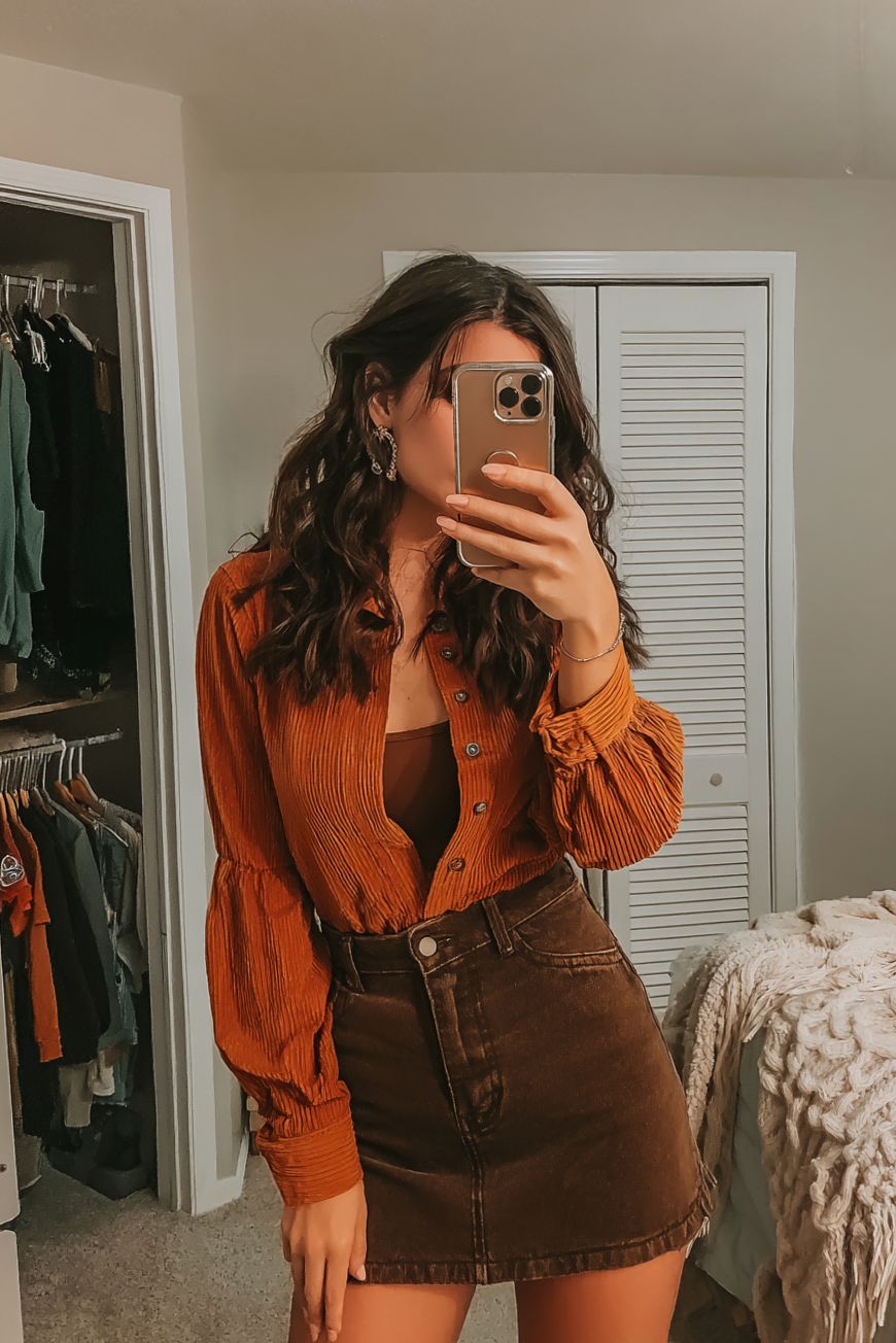 ❤️‍🔥 ❤️‍🔥 curated connection vibes ✦ Cozy Rust Corduroy Outfit – Brunch Vibe & S 549