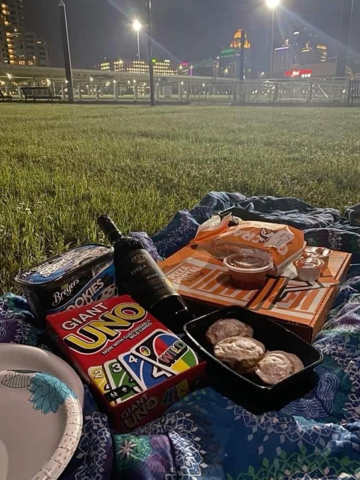 date night aesthetic: Soulful Encounters: Crafting Timeless Romance Through True 857