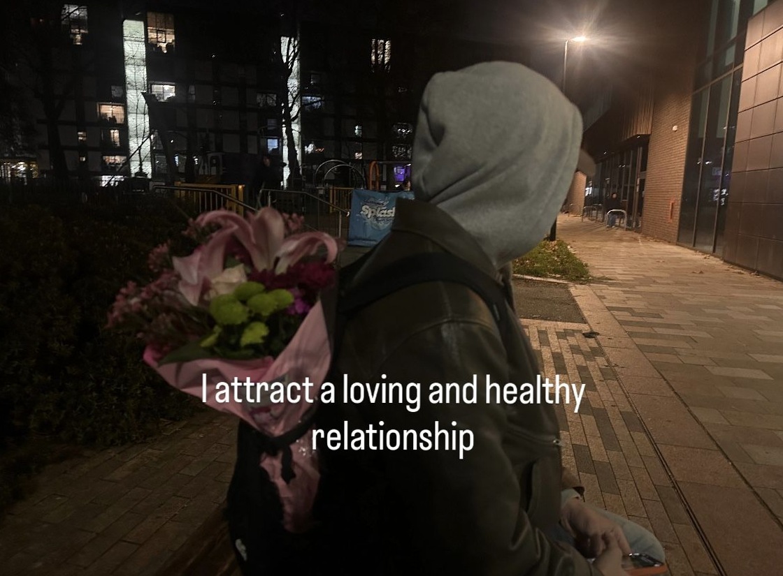 ☕ 🏙️ ✦ Fated Encounters and Quiet Devotion 776