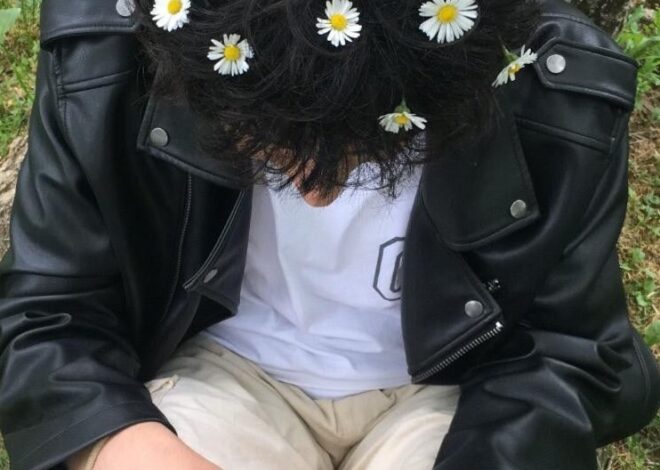 🕊️ Free Pin by Anju: Comic-Inspired Couples & Friend Photography Aesthetics | ho 233
