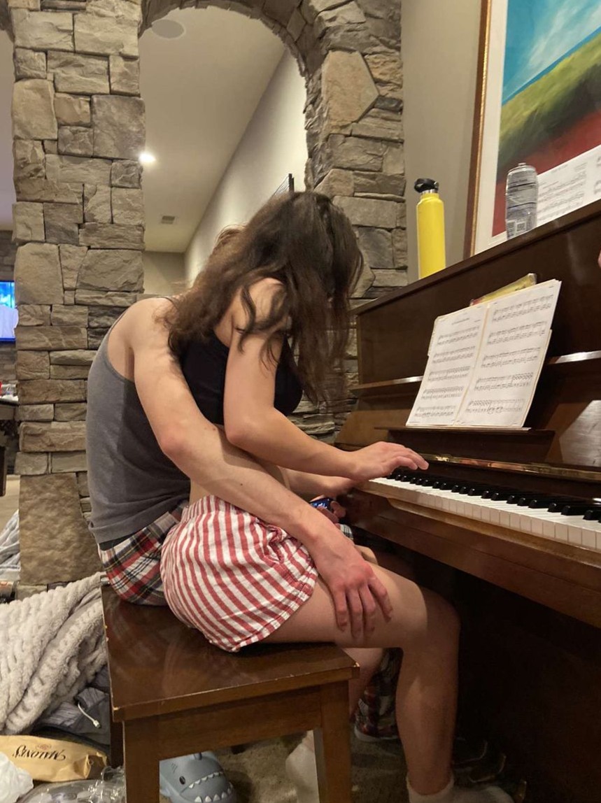 Harmonies Woven by Fate: Soulful Piano & Heartfelt Rhythms — daily aesthetic adv 624