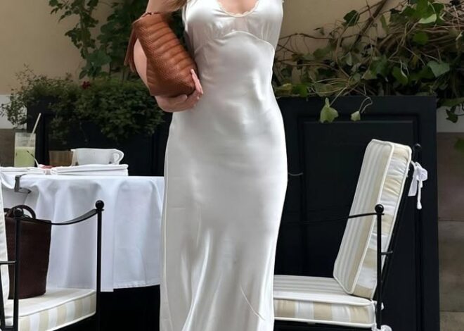 Luxury Silk Satin Dress with Flattering Backless Silhouette for Timeless Occasio 965