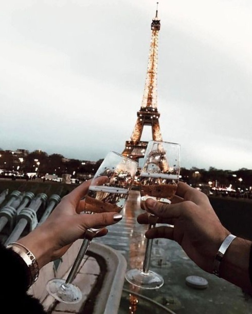 🥂 My Top 5 Favorite Places in Europe for Deep Connections and Romantic Journeys  129