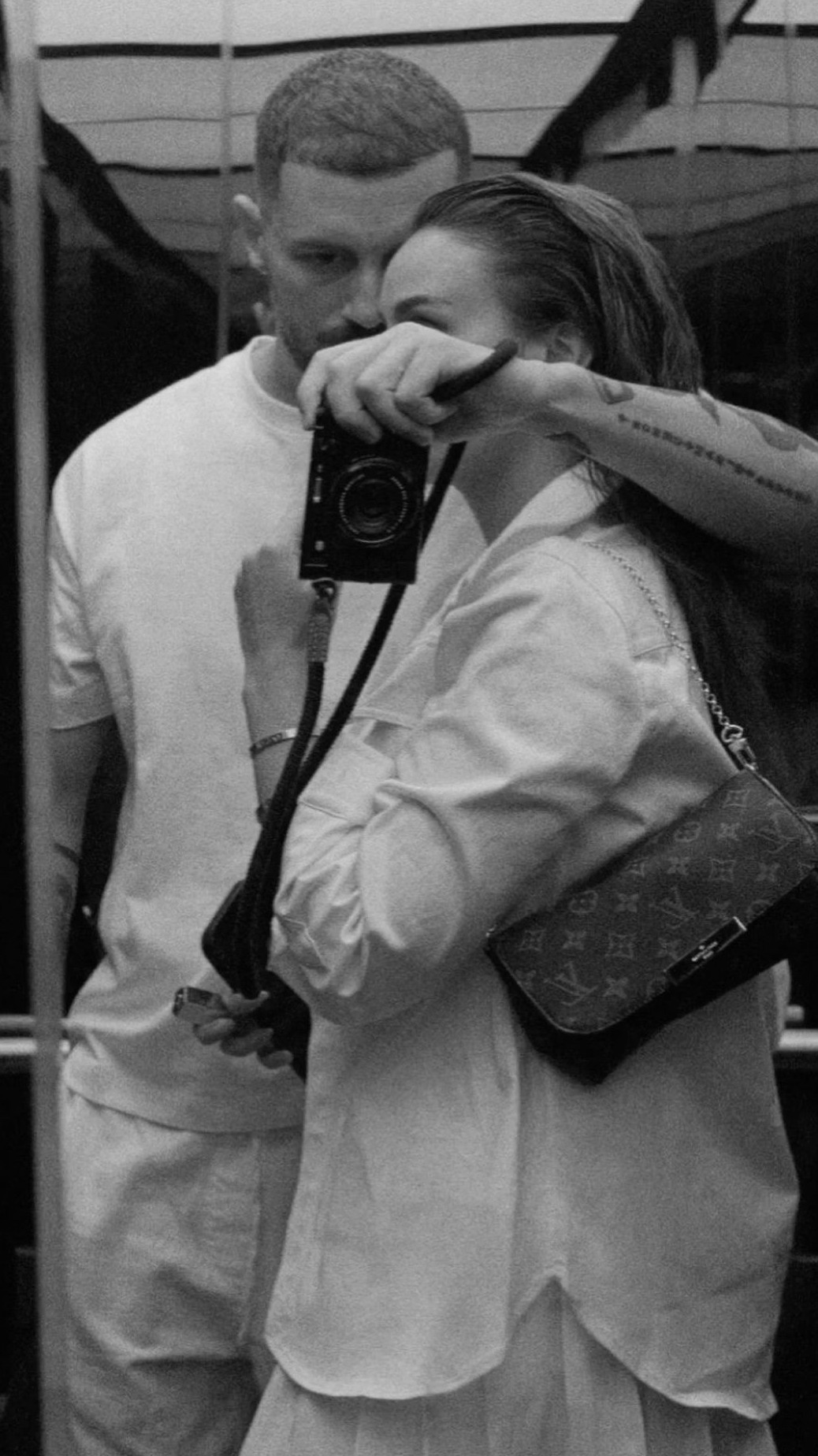 ✦ poetry of falling in love ✦ Soul-Driven Aesthetic Moments for Connected Hearts 911