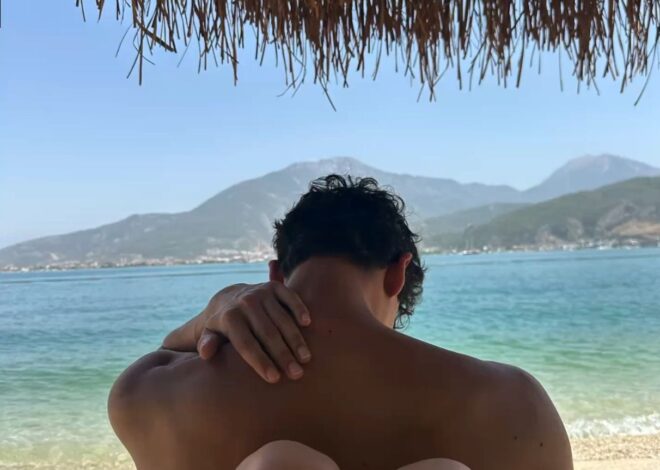Salt-Kissed Souls And Endless Summer Whispers 🍷 🕯️ 519