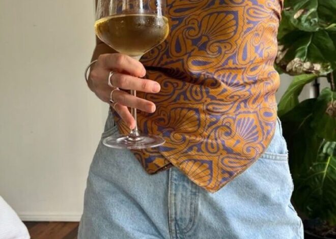 ⊹ Scarf as a Shirt: Summer Wine & Midnight Conversations ⊹ 🛋️ 🖼️ 252