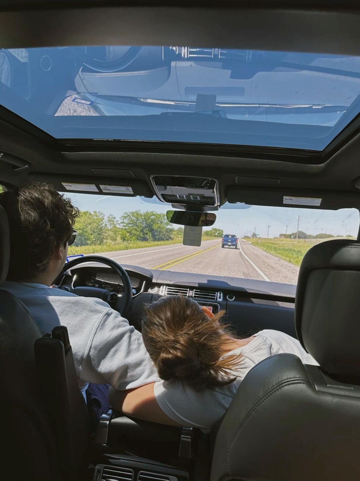 ⊹ Soft Embrace on Midnight Drives ⊹ 💡 293