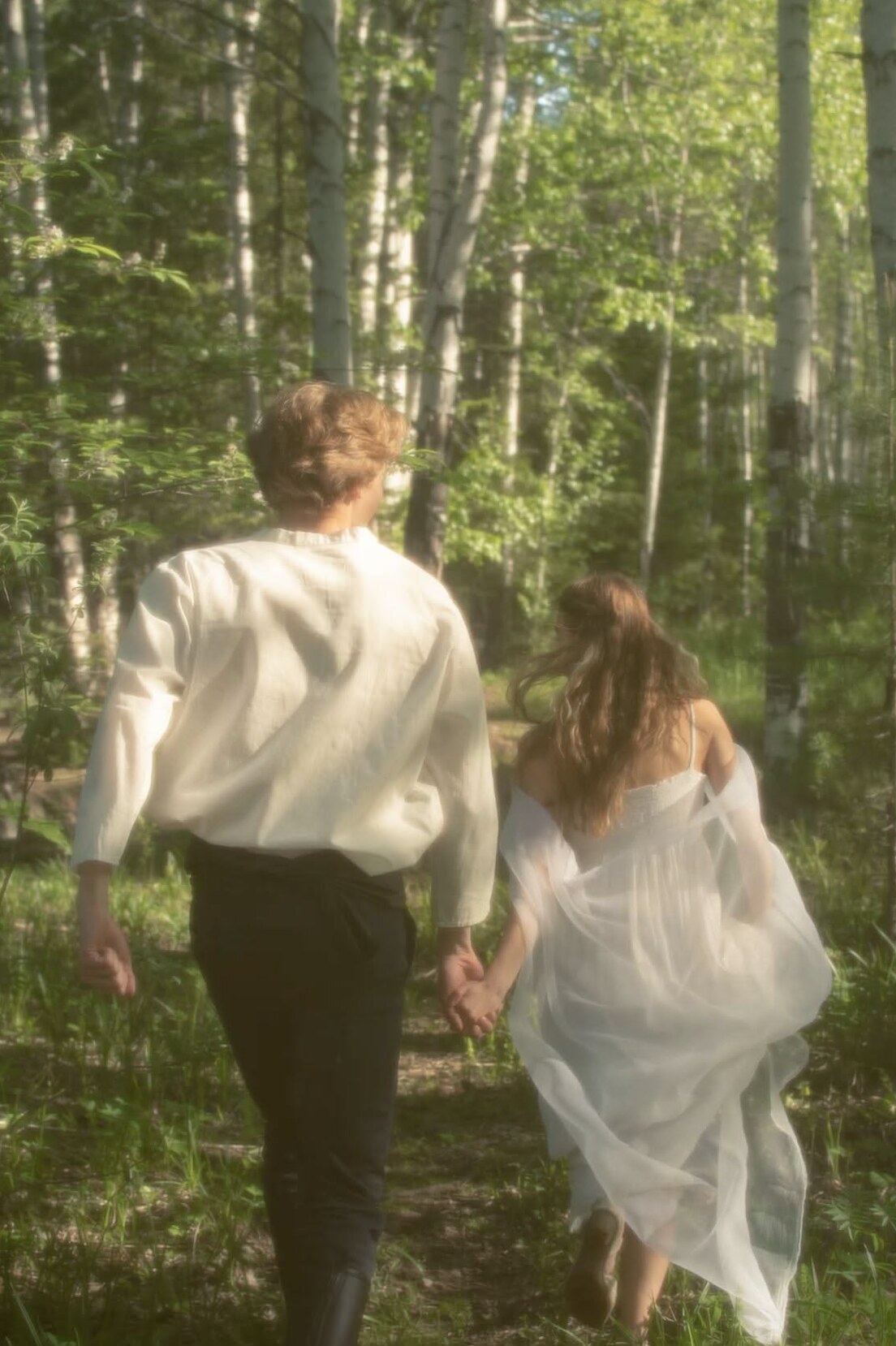 Soul-Linked Stroll in Enchanted Woods ⟐ intimate moments captured 389